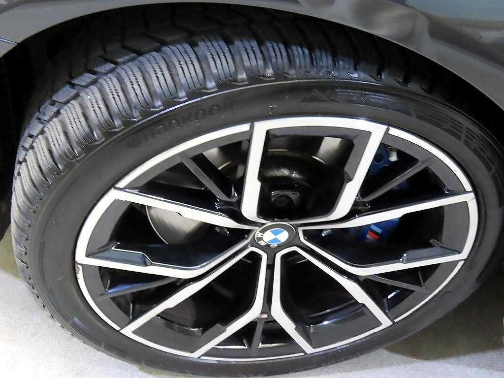 BMW 5 Series 2023 Gris - Importación desde Corea - HF Imports Iquique - Foto 20