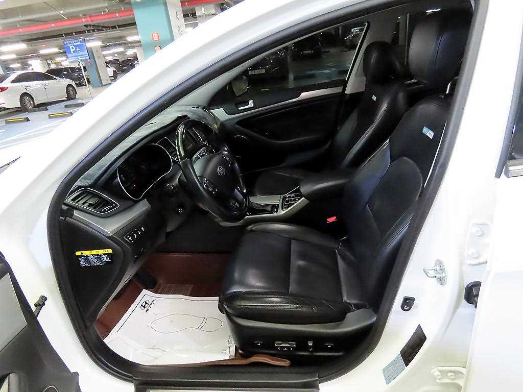 KIA K7 - Vista 6