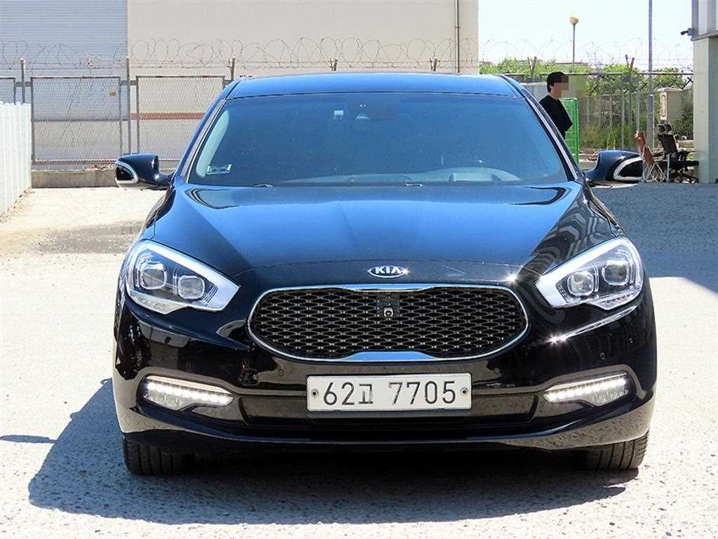 KIA K9 2015 Negro - Importación desde Corea - HF Imports Iquique - Foto 1