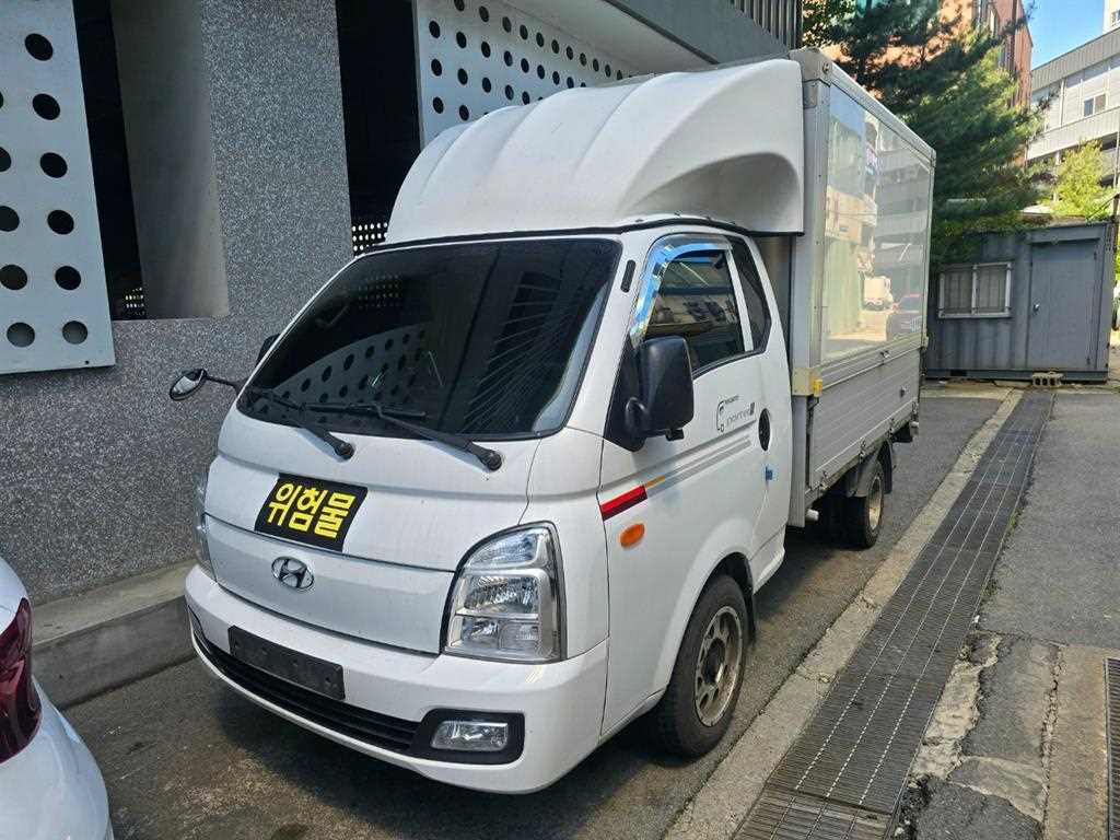 Small Truck Top_Wingbody Powergate 2021 Blanco - Importación desde Corea - HF Imports Iquique - Foto 1