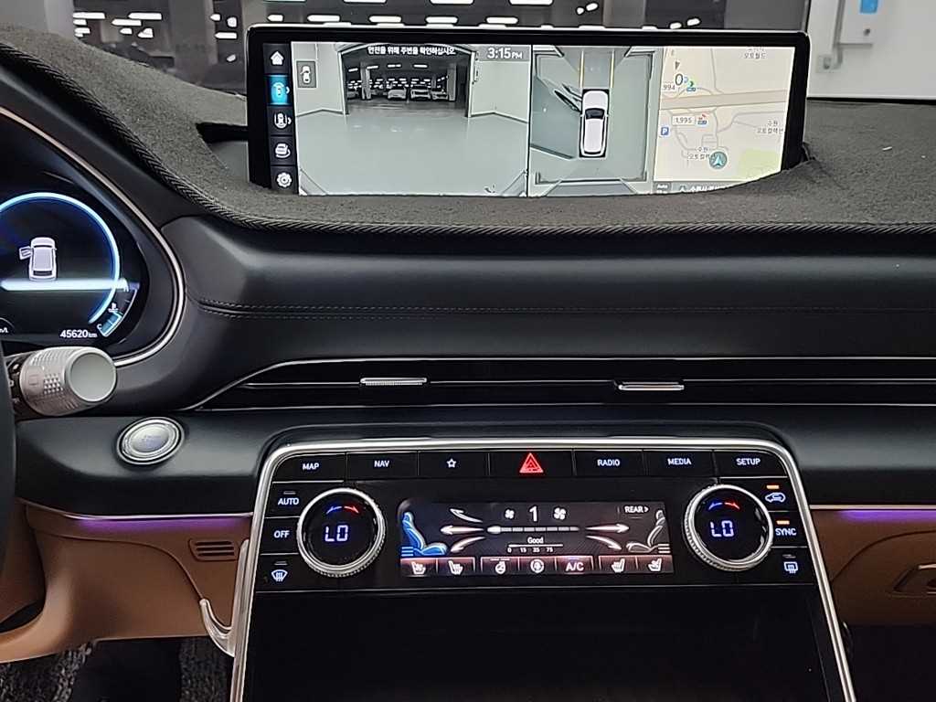 Genesis GV80 - Vista 9