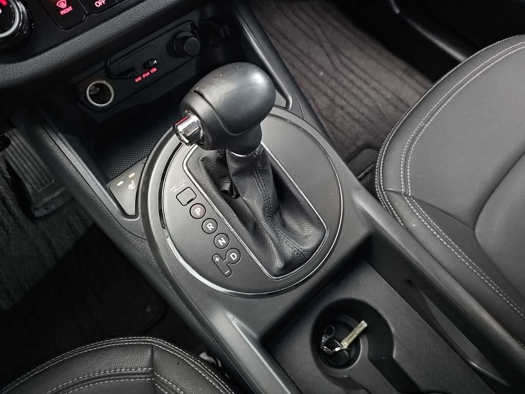 KIA Sportage - Vista 8