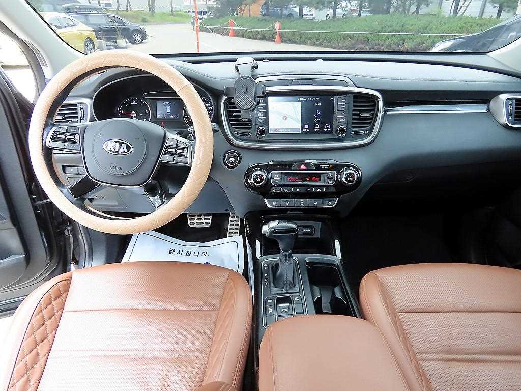 KIA Sorento - Vista 7