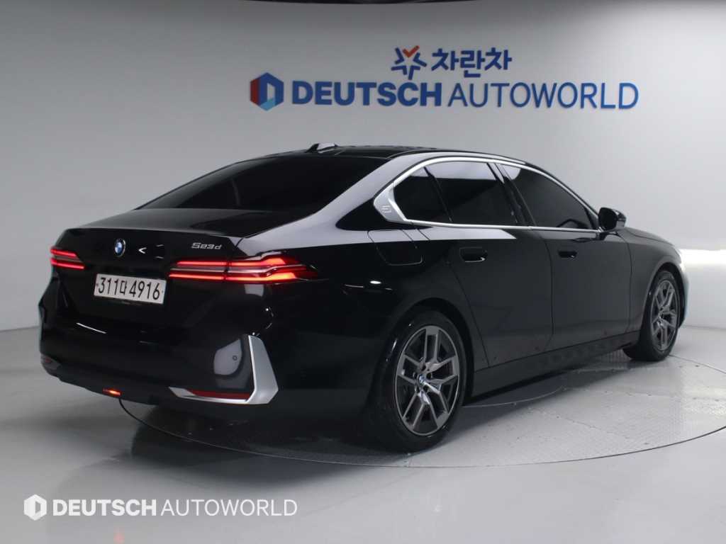 BMW 5 Series - Vista 2