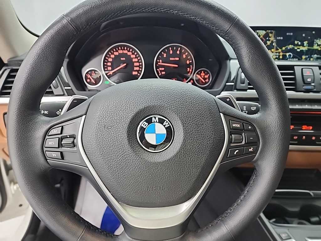 BMW 4 Series - Vista 9
