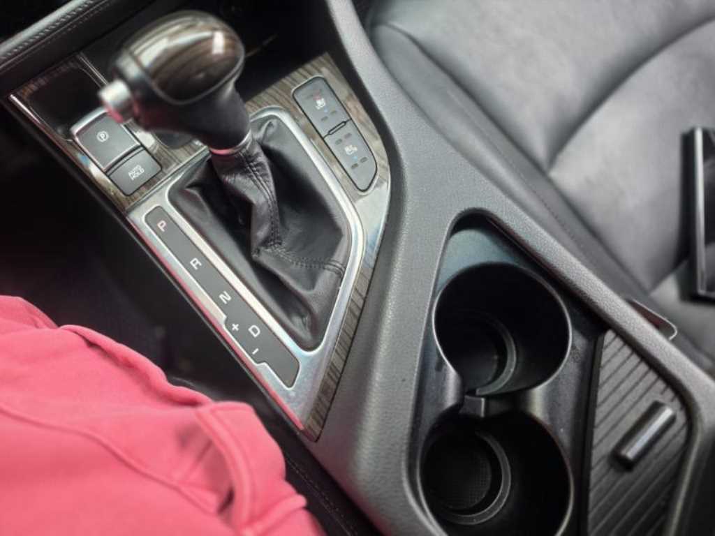 KIA K5 - Vista 10