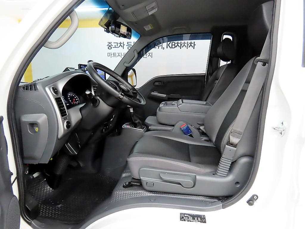 Small Truck Normal Box(Low Deck) - Vista 5