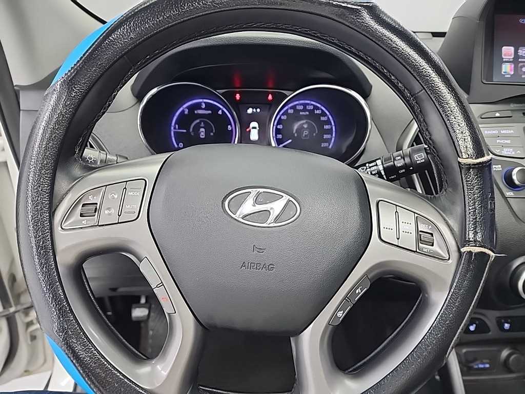 HYUNDAI Tucson - Vista 9