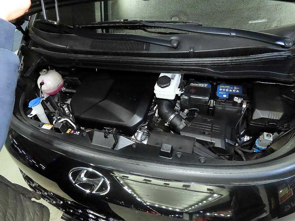 HYUNDAI Staria 2022 Negro - Importación desde Corea - HF Imports Iquique - Foto 19