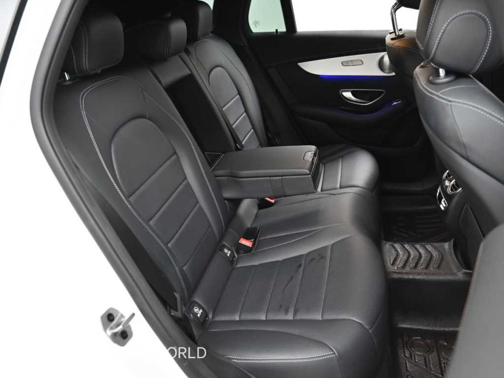 Mercedes Benz EQC - Vista 12