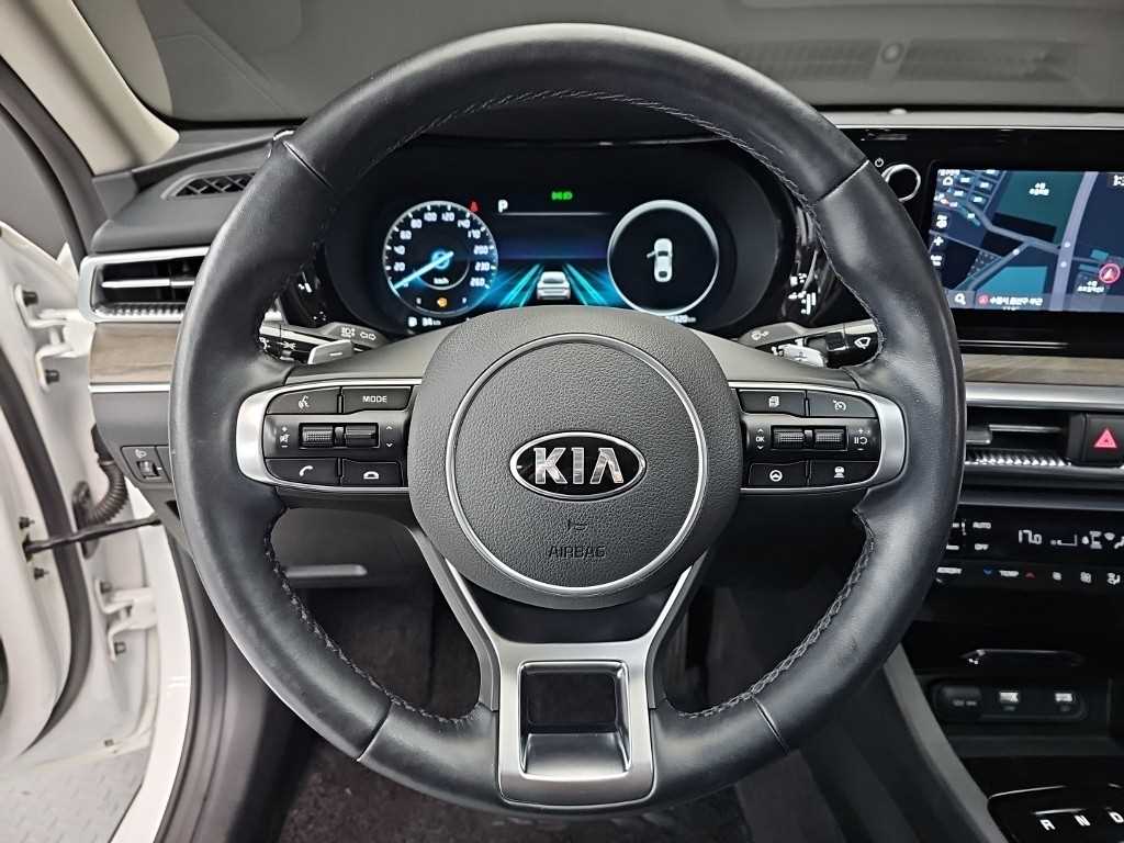 KIA K5 - Vista 9