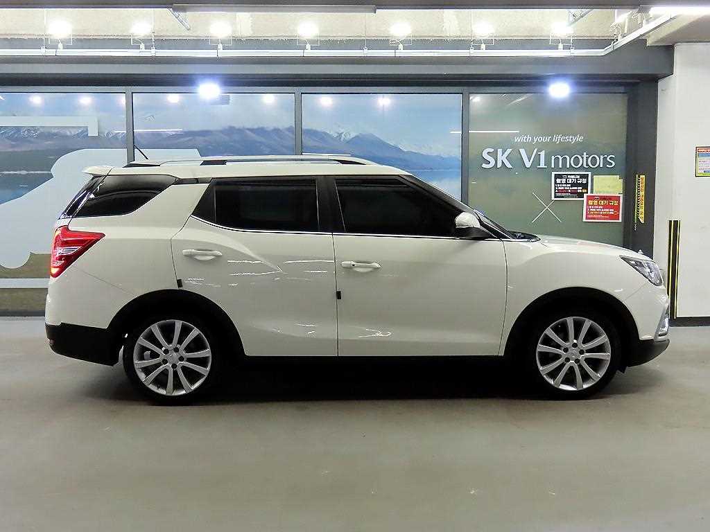 Ssangyong Tivoli - Vista 3