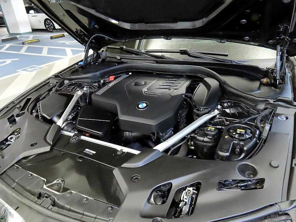 BMW 5 Series 2023 Gris - Importación desde Corea - HF Imports Iquique - Foto 19