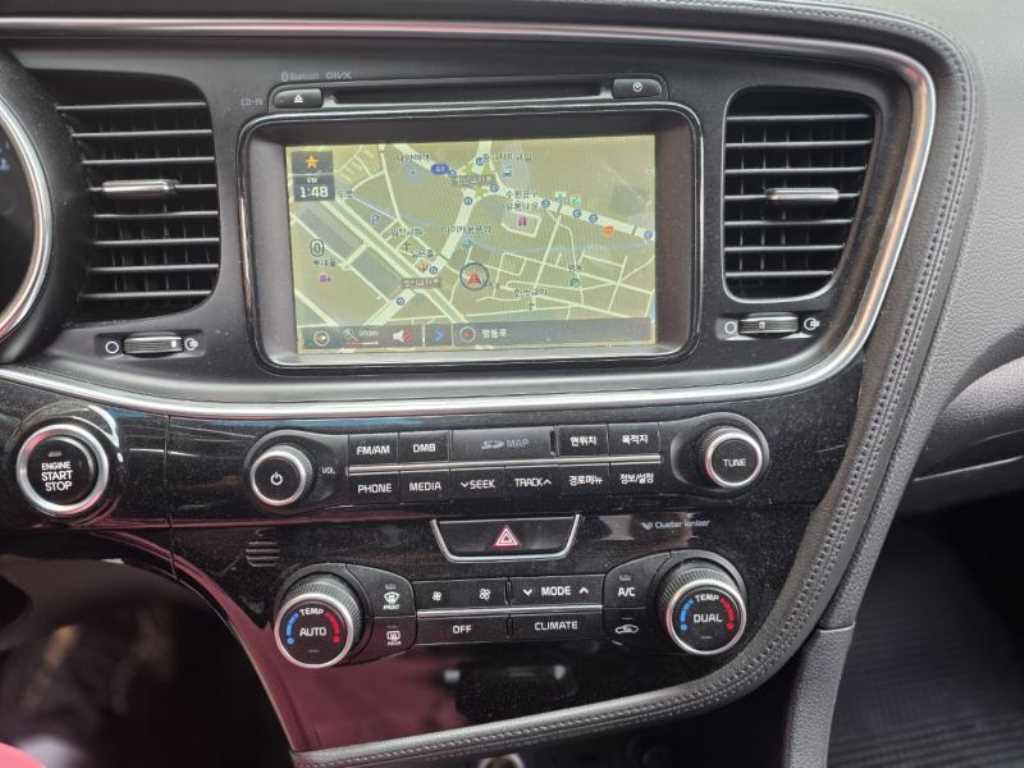 KIA K5 - Vista 8