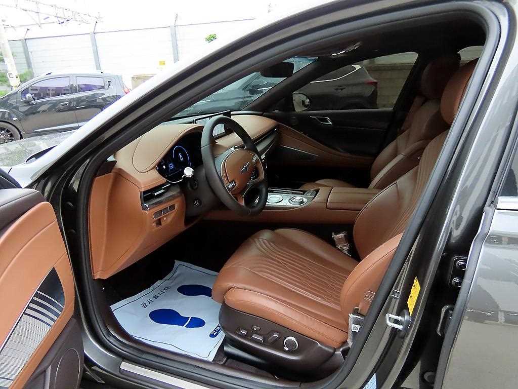 Genesis G80 - Vista 5