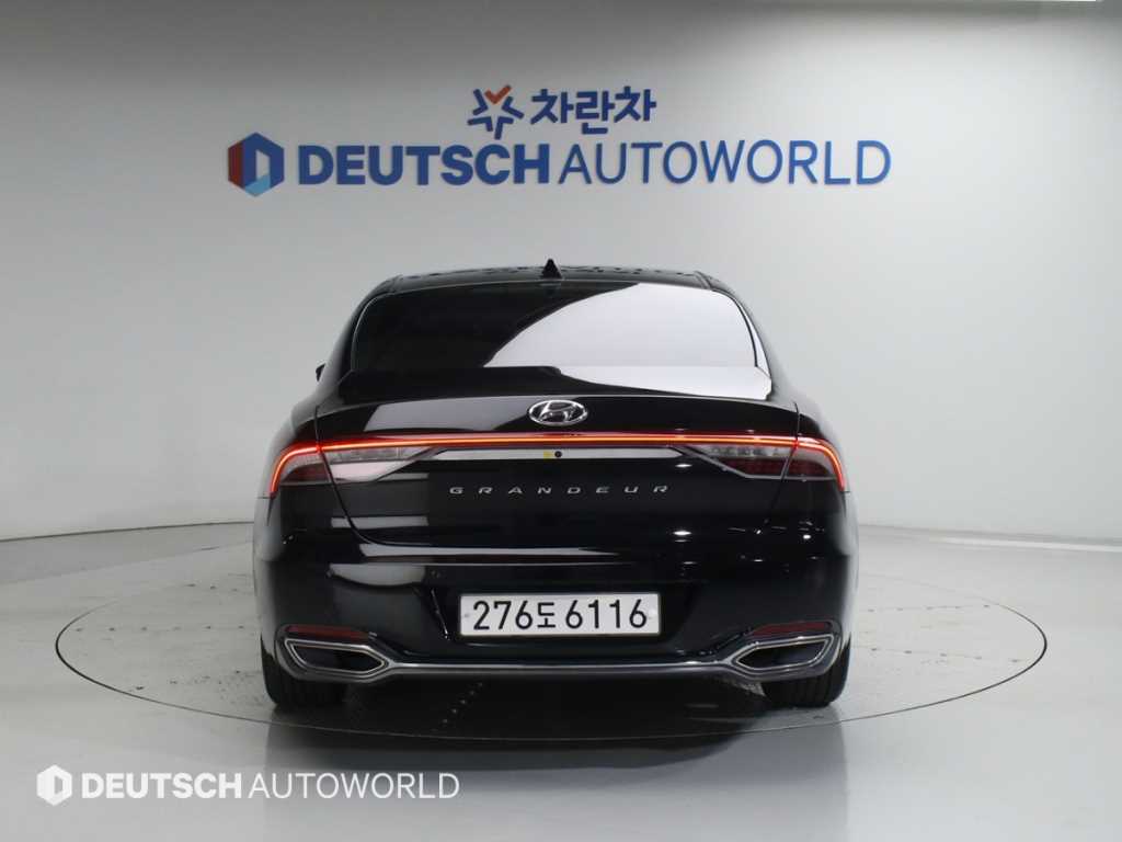 HYUNDAI Grandeur - Vista 4