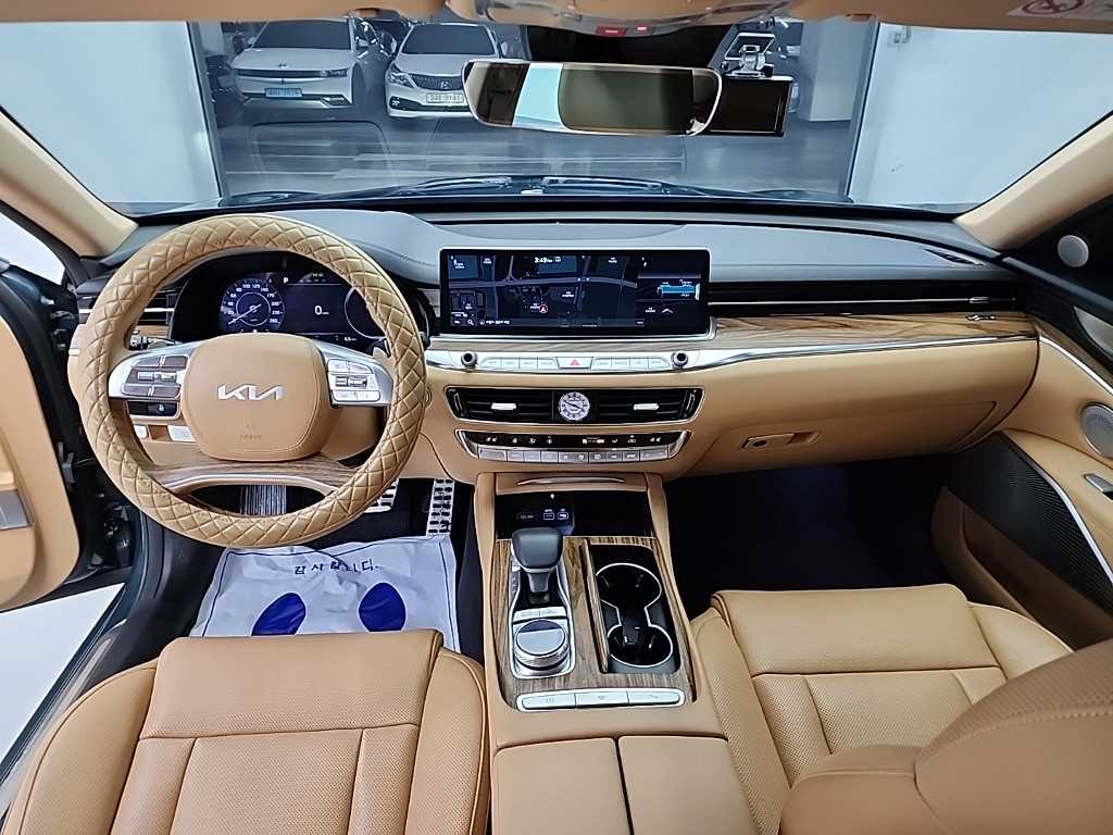 KIA K9 - Vista 7