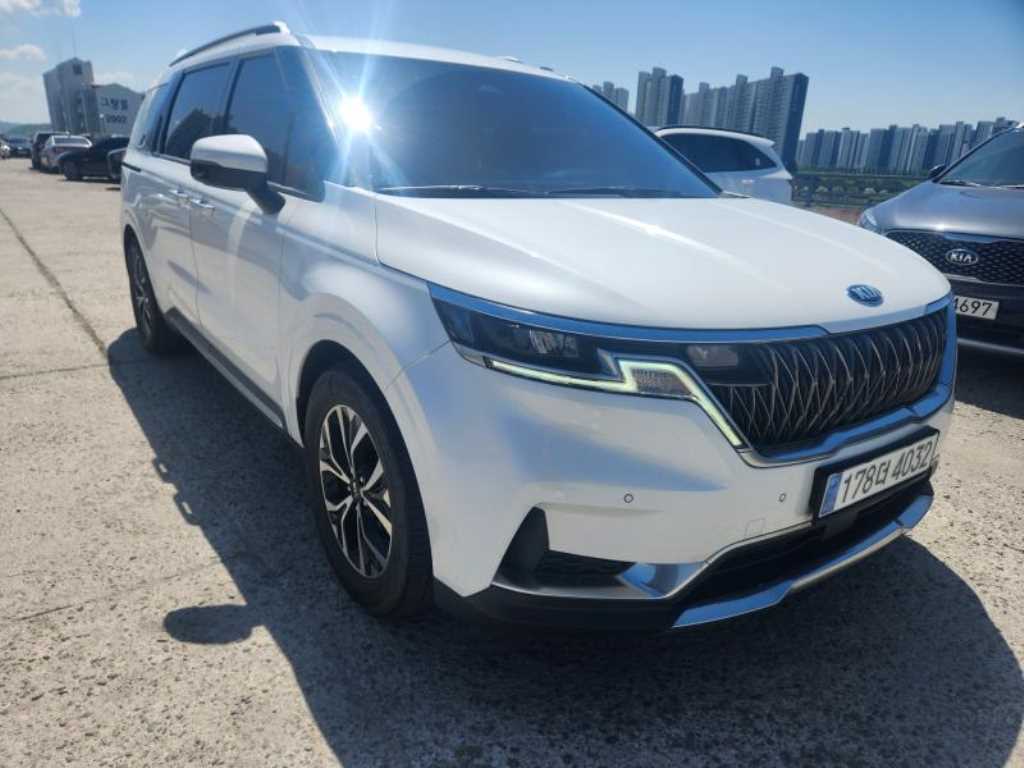KIA Carnival - Vista 3