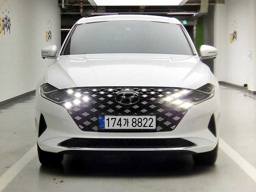 HYUNDAI Grandeur 2022 Blanco - Importación desde Corea - HF Imports Iquique - Foto 1