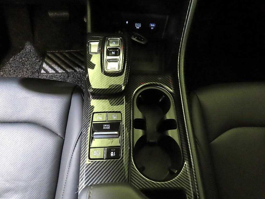 HYUNDAI Sonata - Vista 12