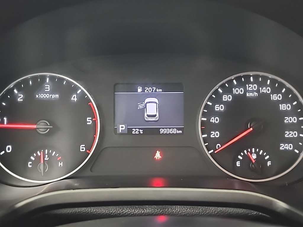 KIA Seltos - Vista 6