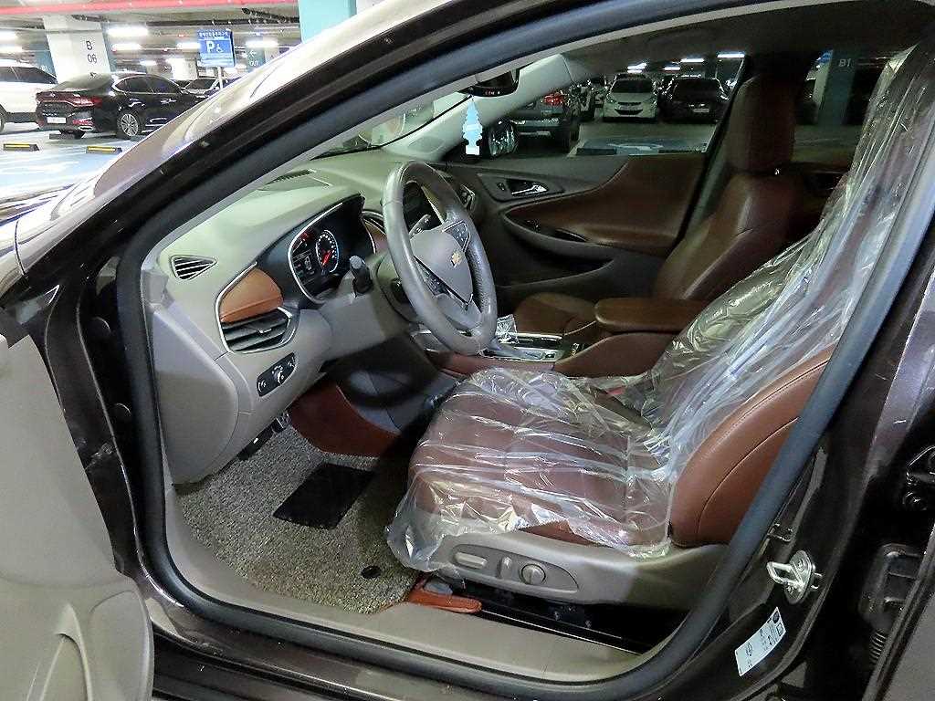 Chevrolet Malibu - Vista 6
