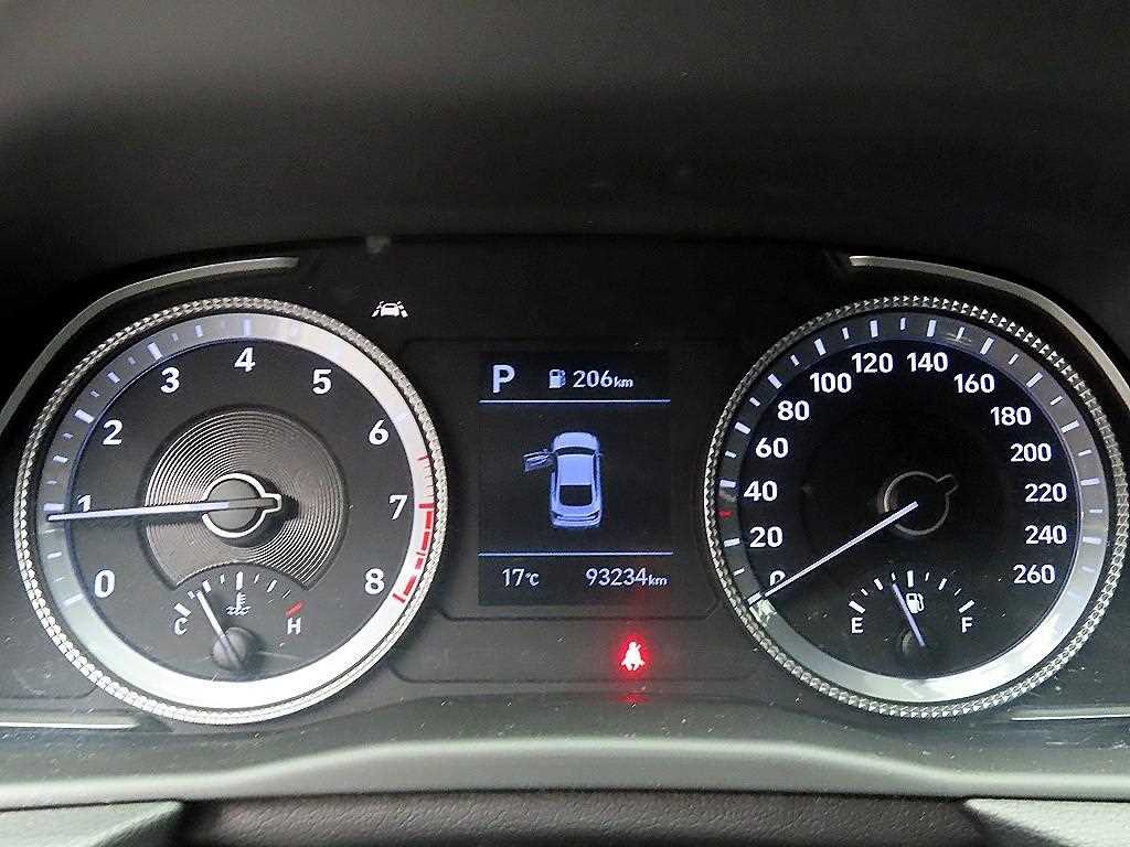 HYUNDAI Sonata - Vista 8