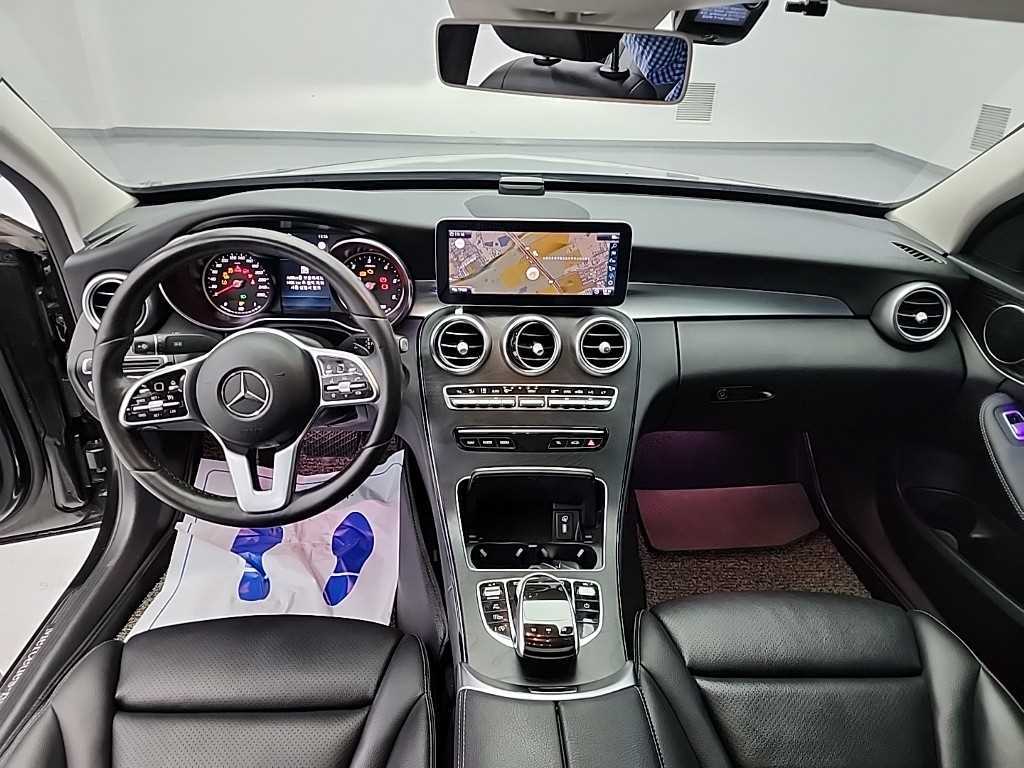 Mercedes Benz C Class - Vista 7