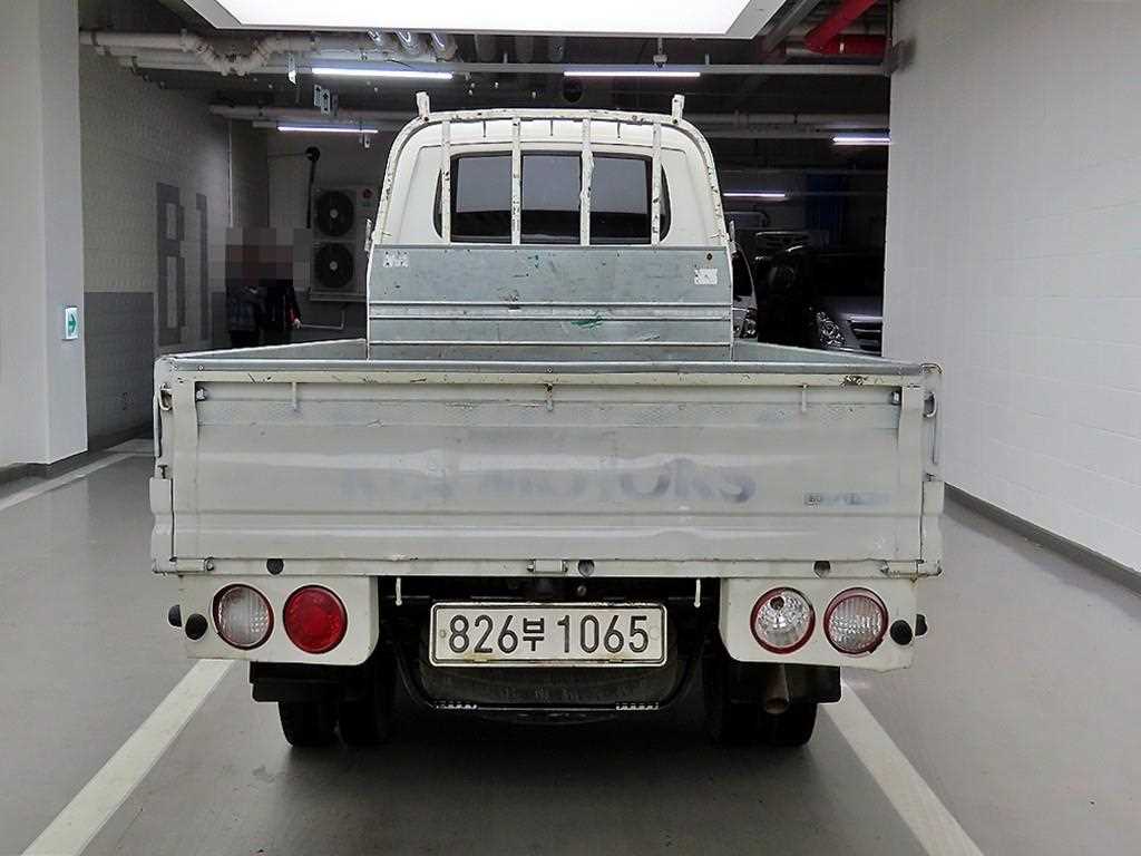 Small Truck Cargo (small) - Vista 3