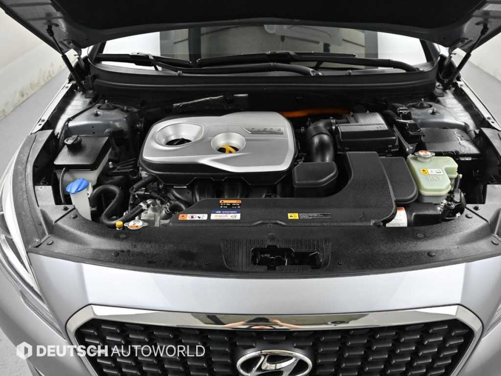HYUNDAI Sonata - Vista 6
