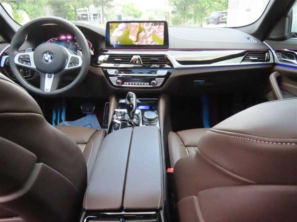 BMW 5 Series 2023 Blanco - Importación desde Corea - HF Imports Iquique - Foto 15