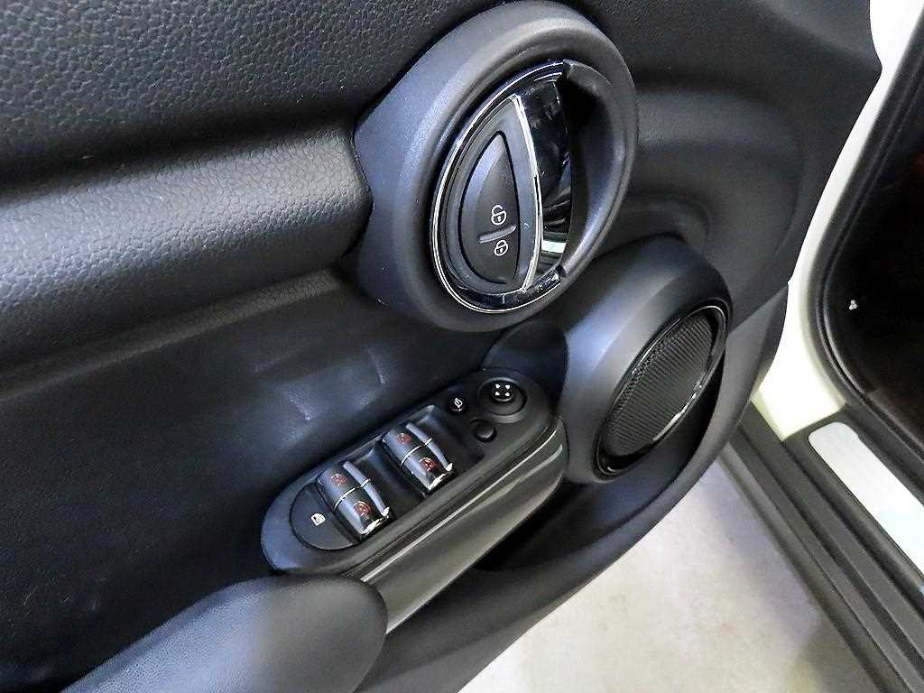Mini Cooper 2019 Blanco - Importación desde Corea - HF Imports Iquique - Foto 13