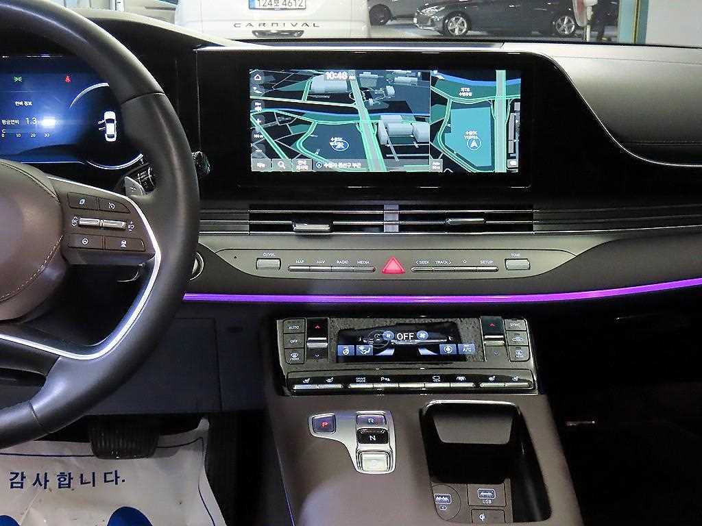 HYUNDAI Grandeur - Vista 11
