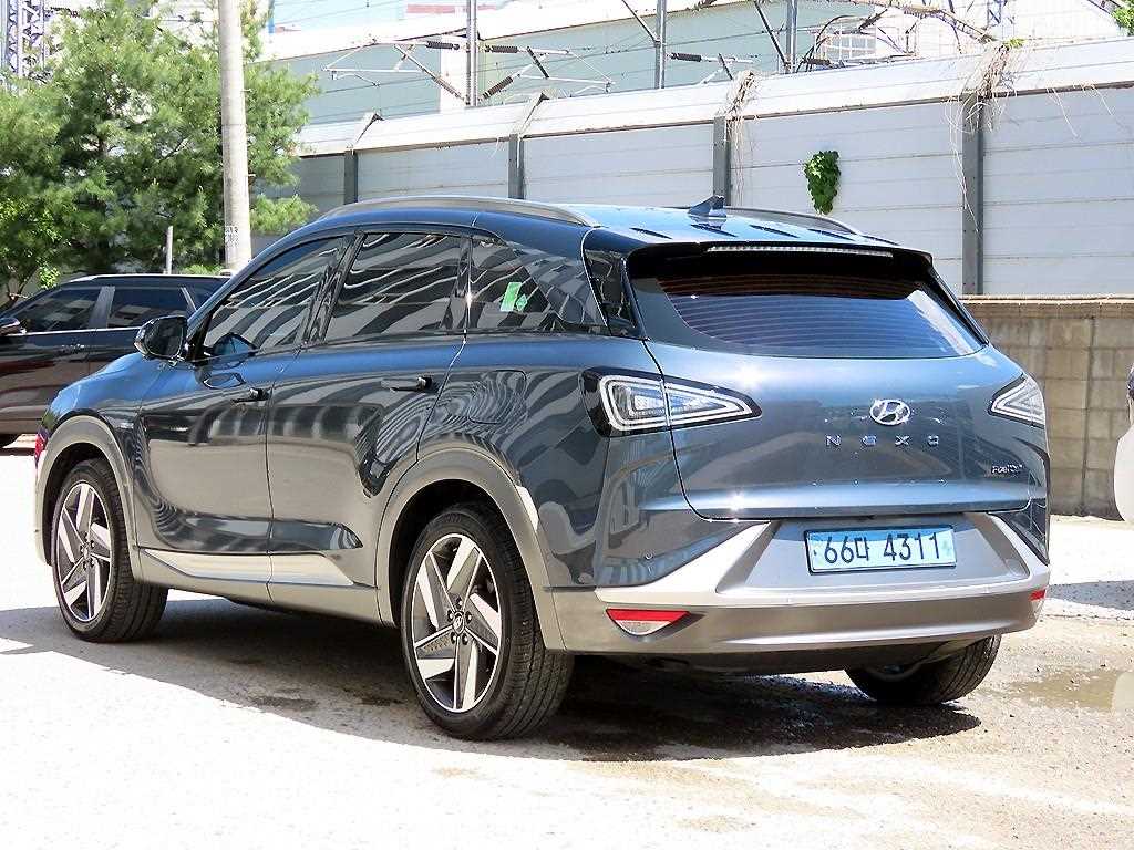 HYUNDAI Nexo - Vista 3