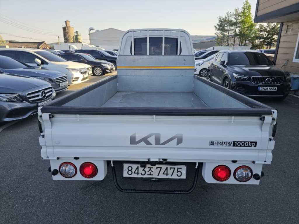 Small Truck Cargo (small) - Vista 5