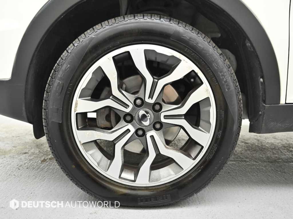 Ssangyong Korando - Vista 5