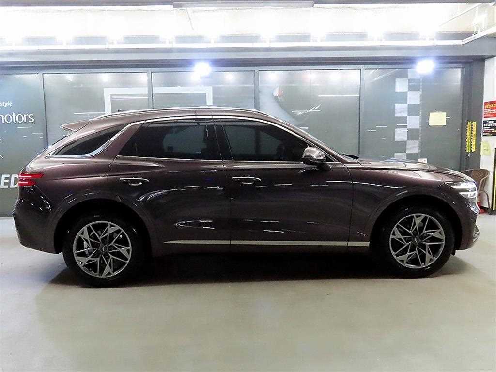 Genesis GV70 - Vista 3