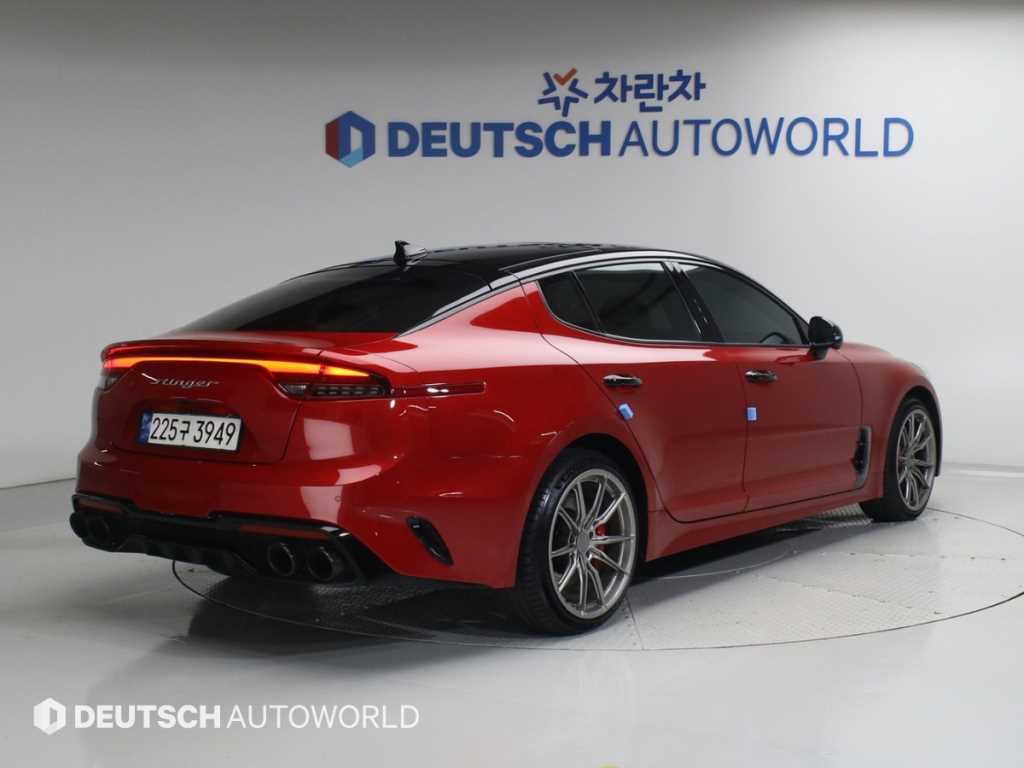 KIA Stinger - Vista 2