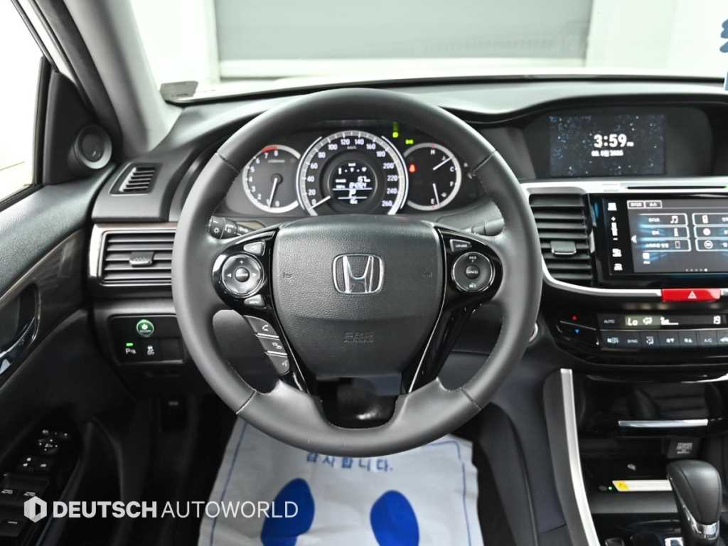 Honda Accord 2017 Blanco - Importación desde Corea - HF Imports Iquique - Foto 13