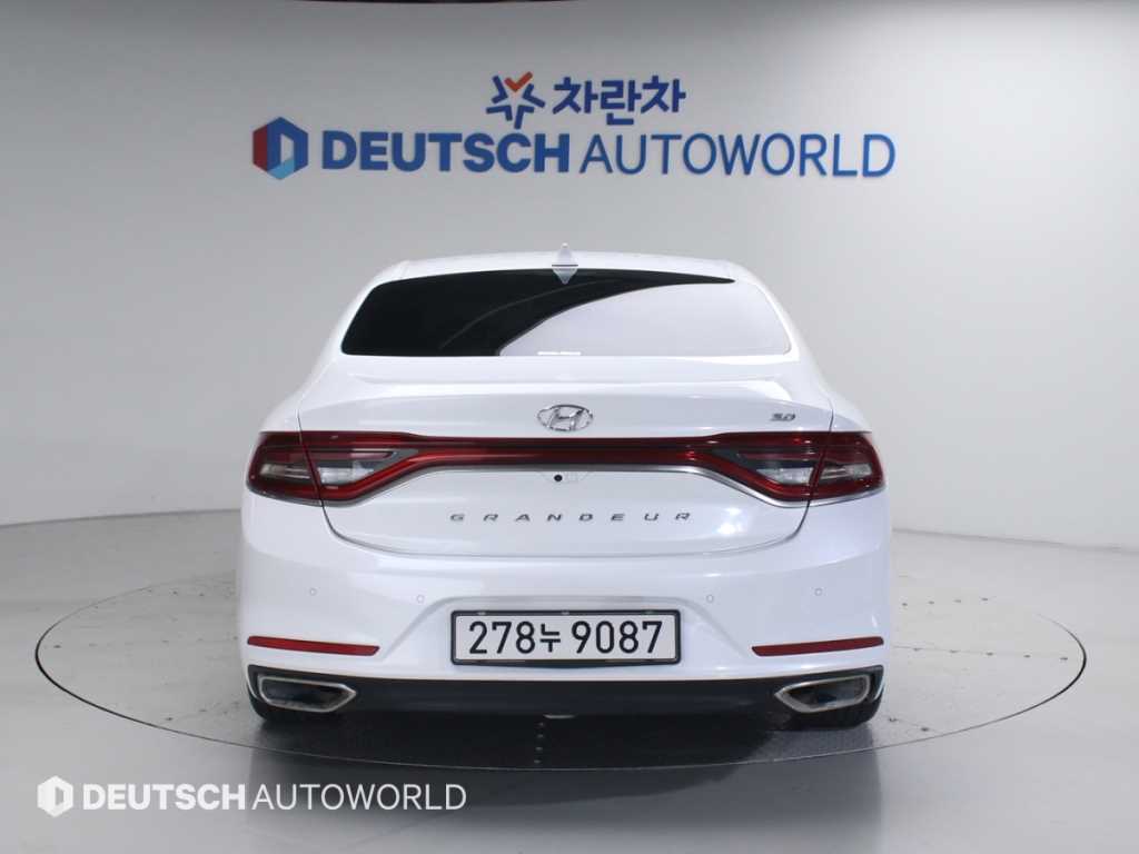HYUNDAI Grandeur - Vista 4