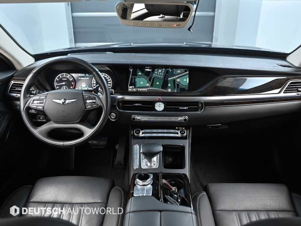 Genesis G90 - Vista 7