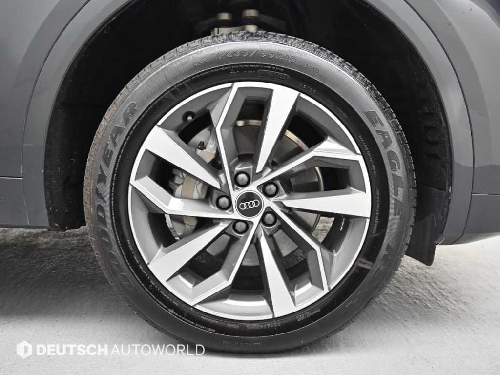 Audi Q5 - Vista 5