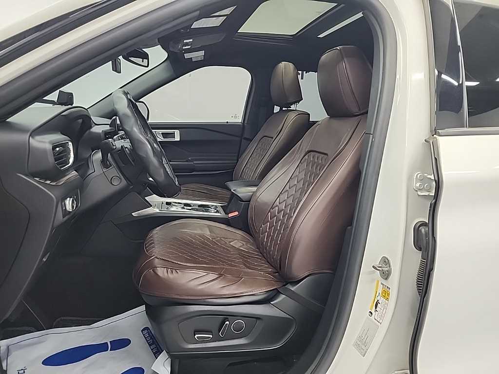 Ford Explorer - Vista 11