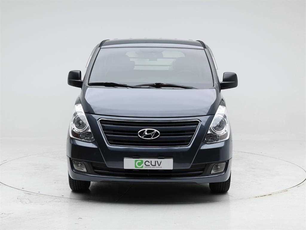 HYUNDAI Starex - Vista 2