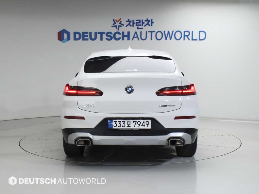 BMW X4 - Vista 4