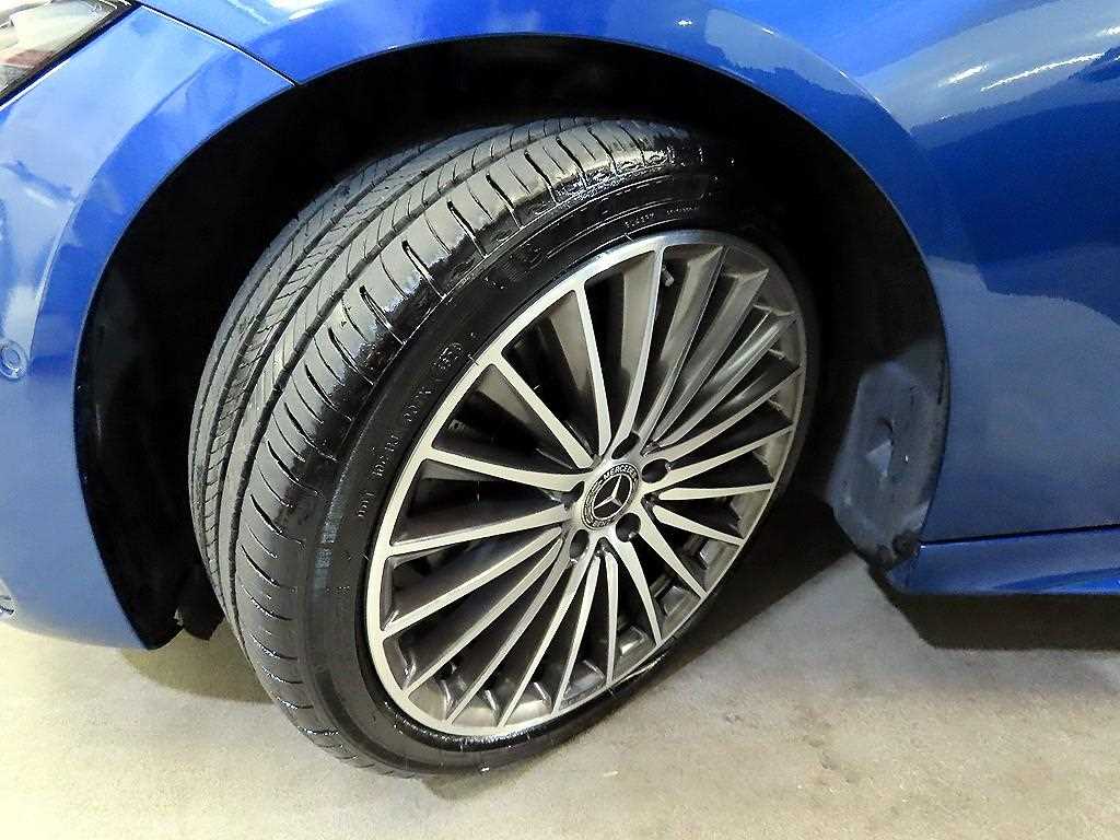Mercedes Benz C Class 2023 Azul - Importación desde Corea - HF Imports Iquique - Foto 20