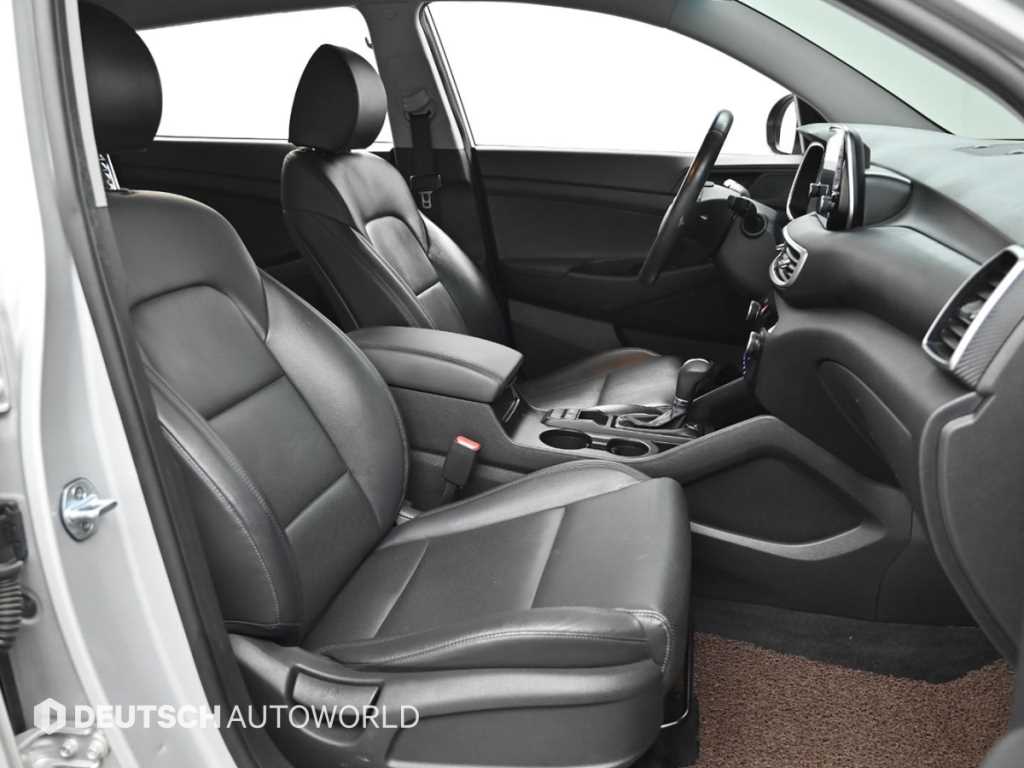 HYUNDAI Tucson - Vista 10