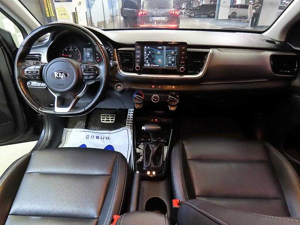 KIA Stonic - Vista 10
