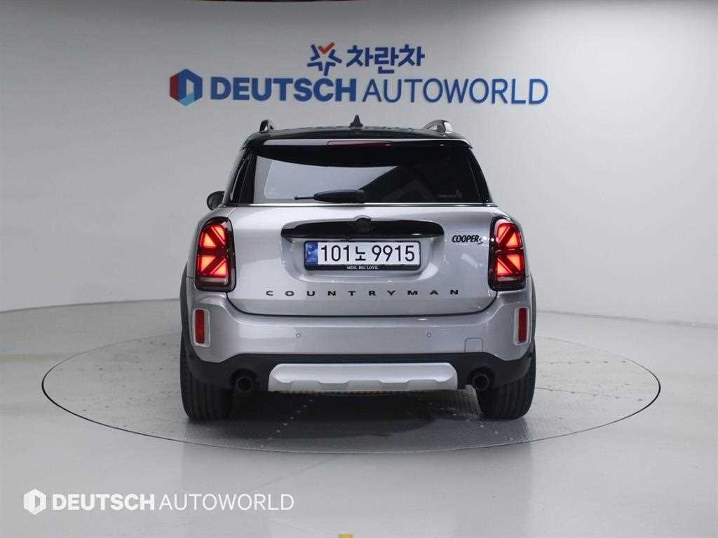 Mini Countryman - Vista 4