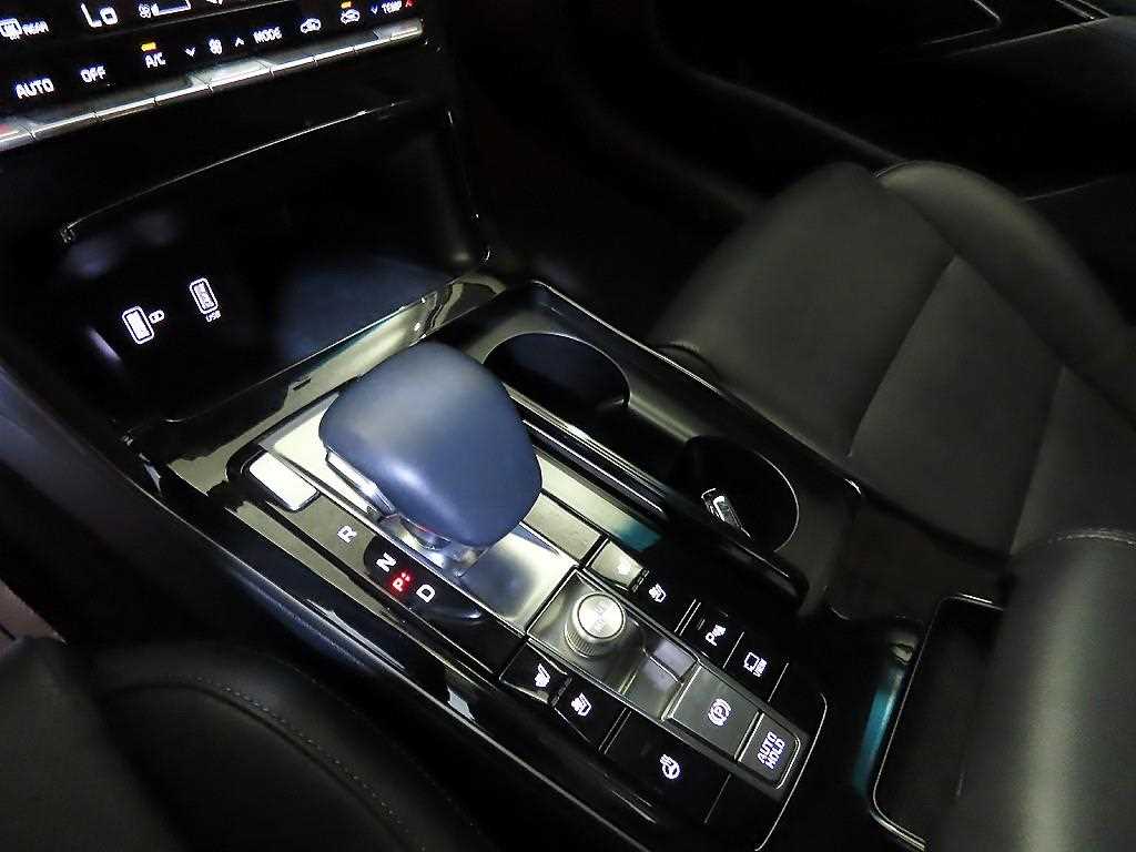 KIA K7 - Vista 12